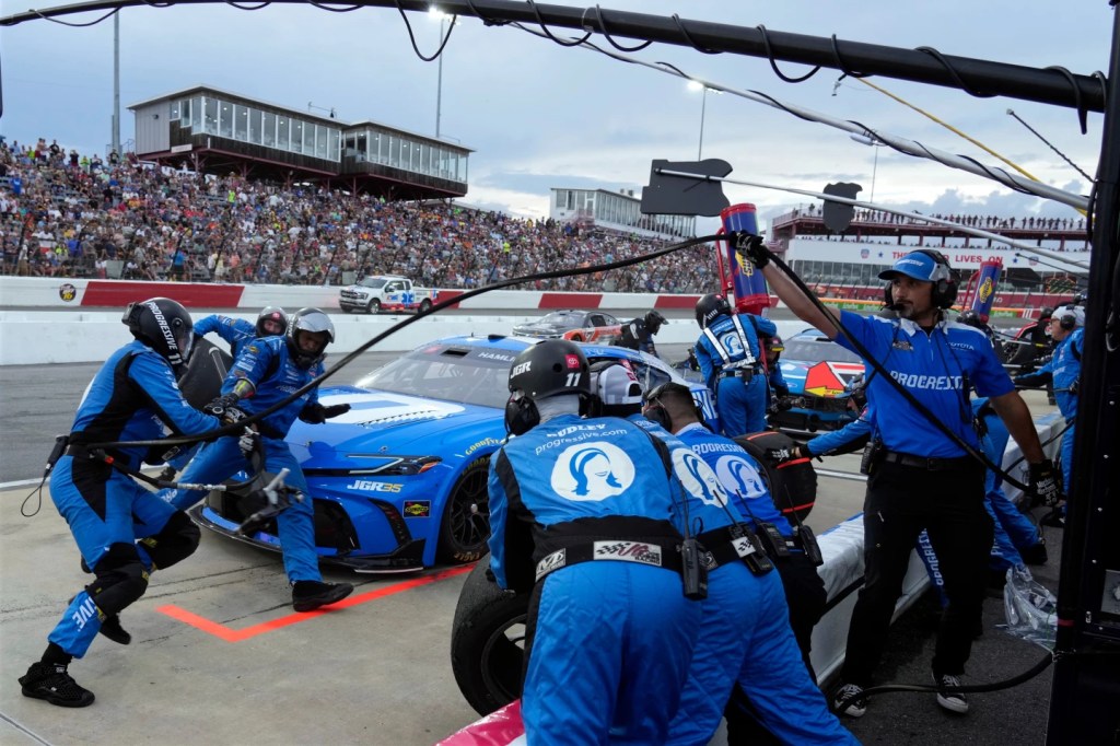 NASCAR drivers head into week-long break before Iowa race pondering playoff&nbsp;chase