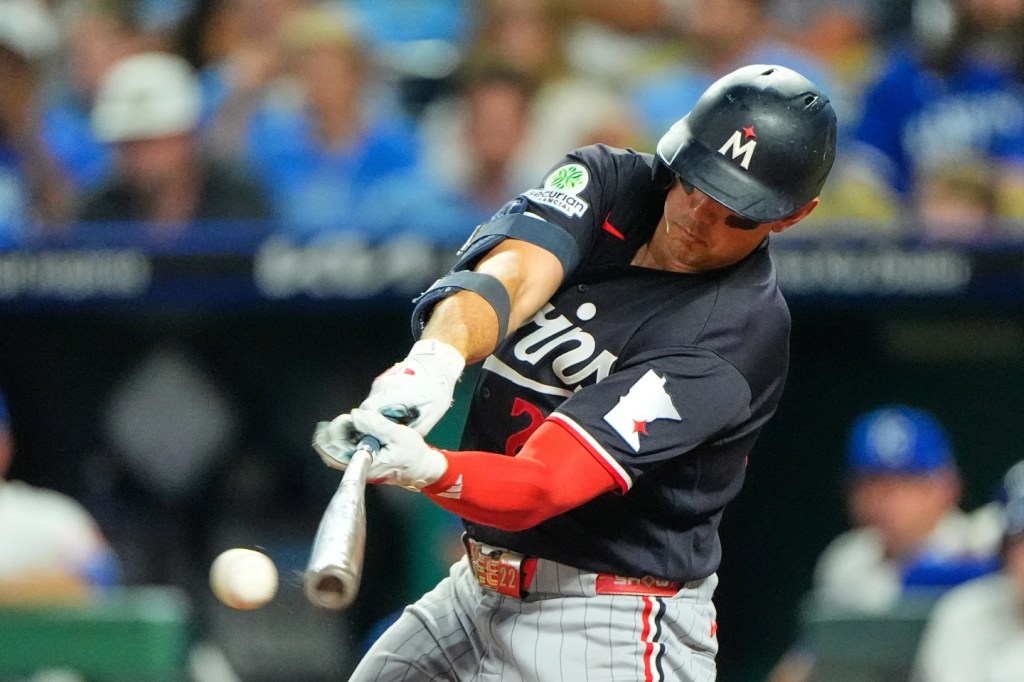 Brooks Lee’s 2-run single in 8th lifts Twins to 4-3 win over&nbsp;Royals