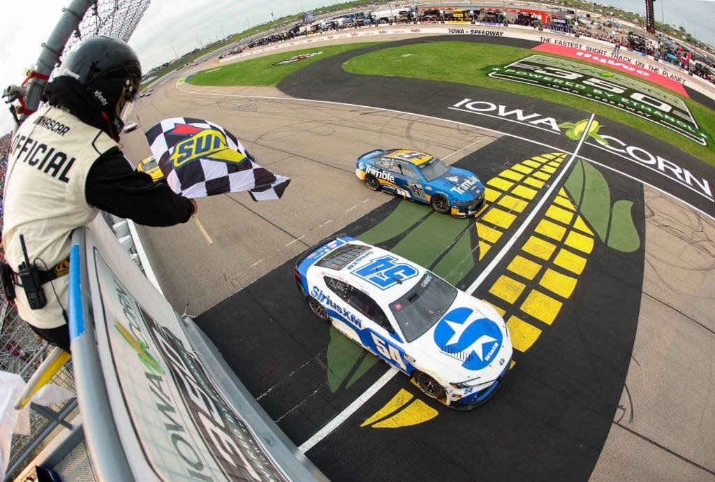 Ty Gibbs holds on to win NASCAR Cup Series race at Iowa Speedway