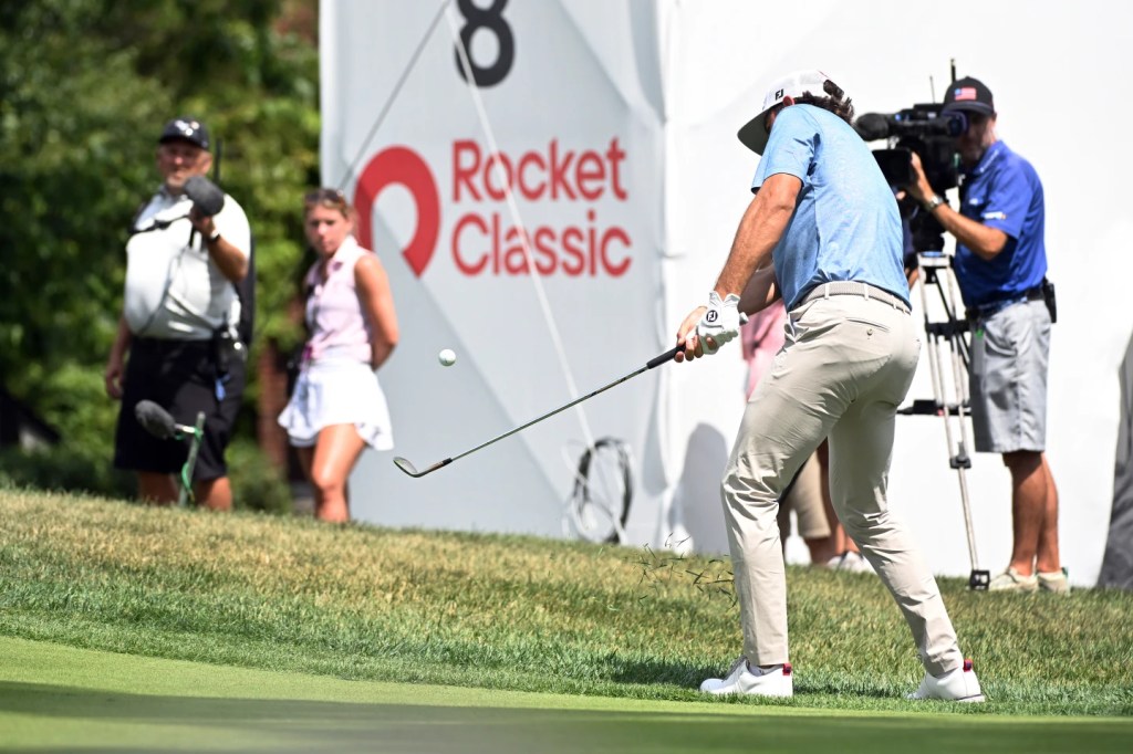 Cameron Young shares 2nd-round lead at Rocket Classic after cooling off to shoot 9-under 61